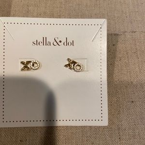 XO XO studs